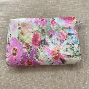 Hobo floral wallet